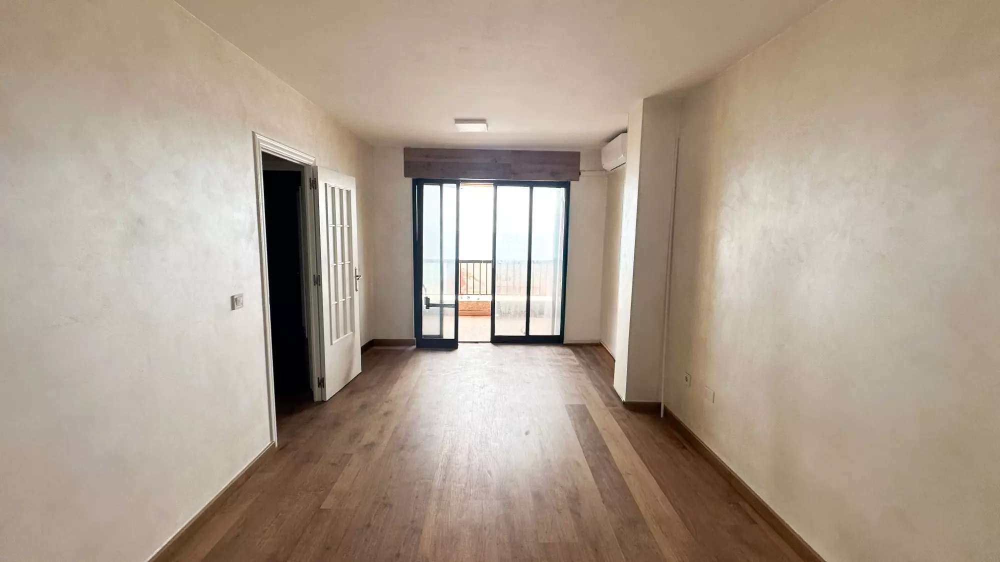 2-bedroom Apartment In Torrevieja, Spain (68 M²)