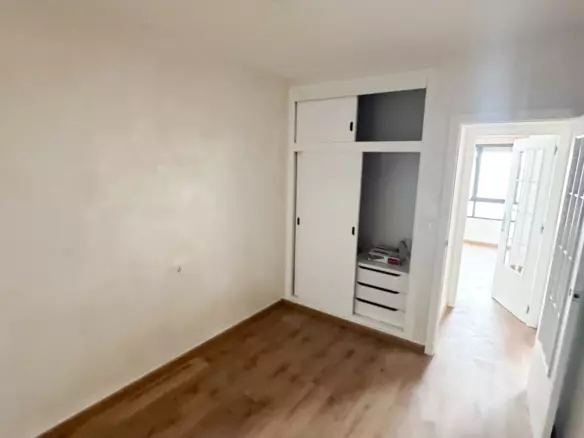 2-bedroom Apartment In Torrevieja, Spain (68 M²)