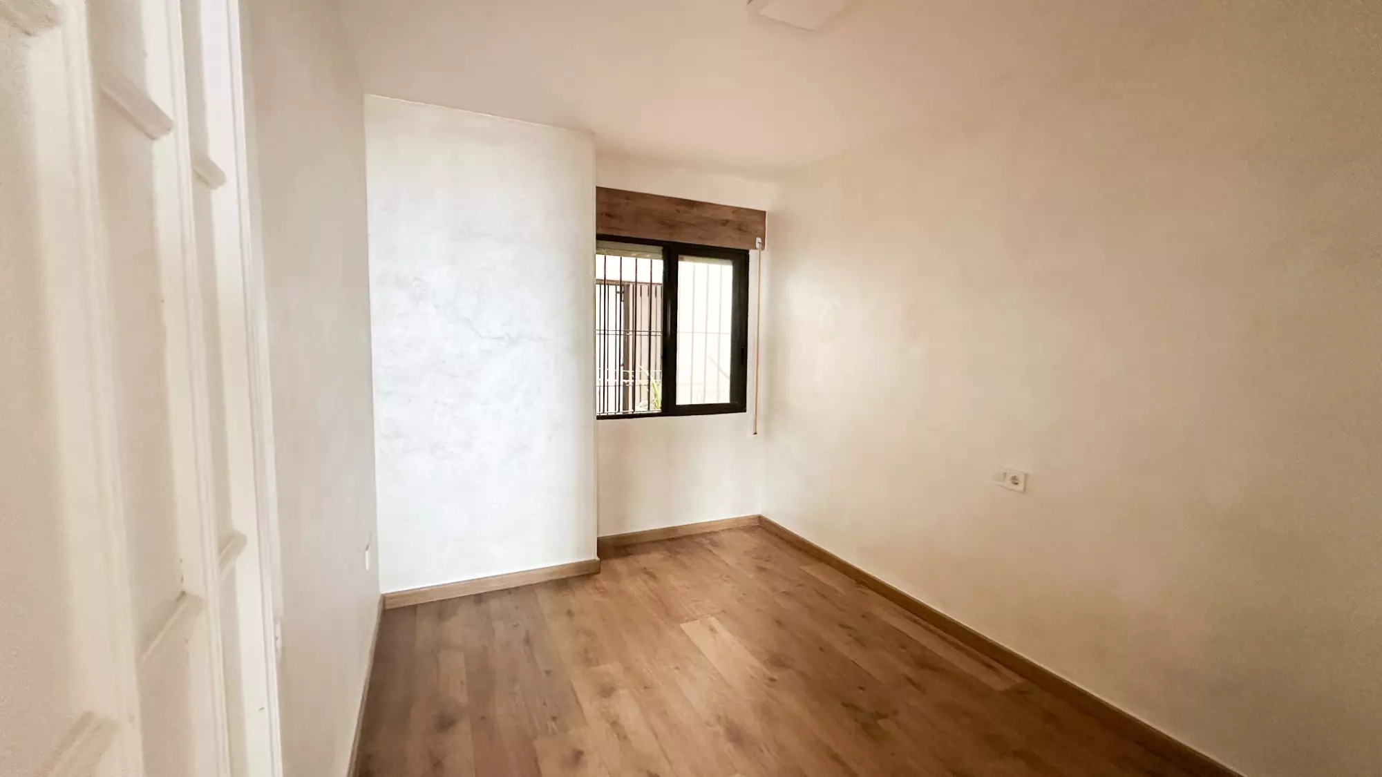 2-bedroom Apartment In Torrevieja, Spain (68 M²)
