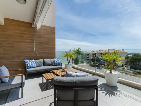 2-bedroom Apartment In Orihuela Costa, Spain (93 M²)