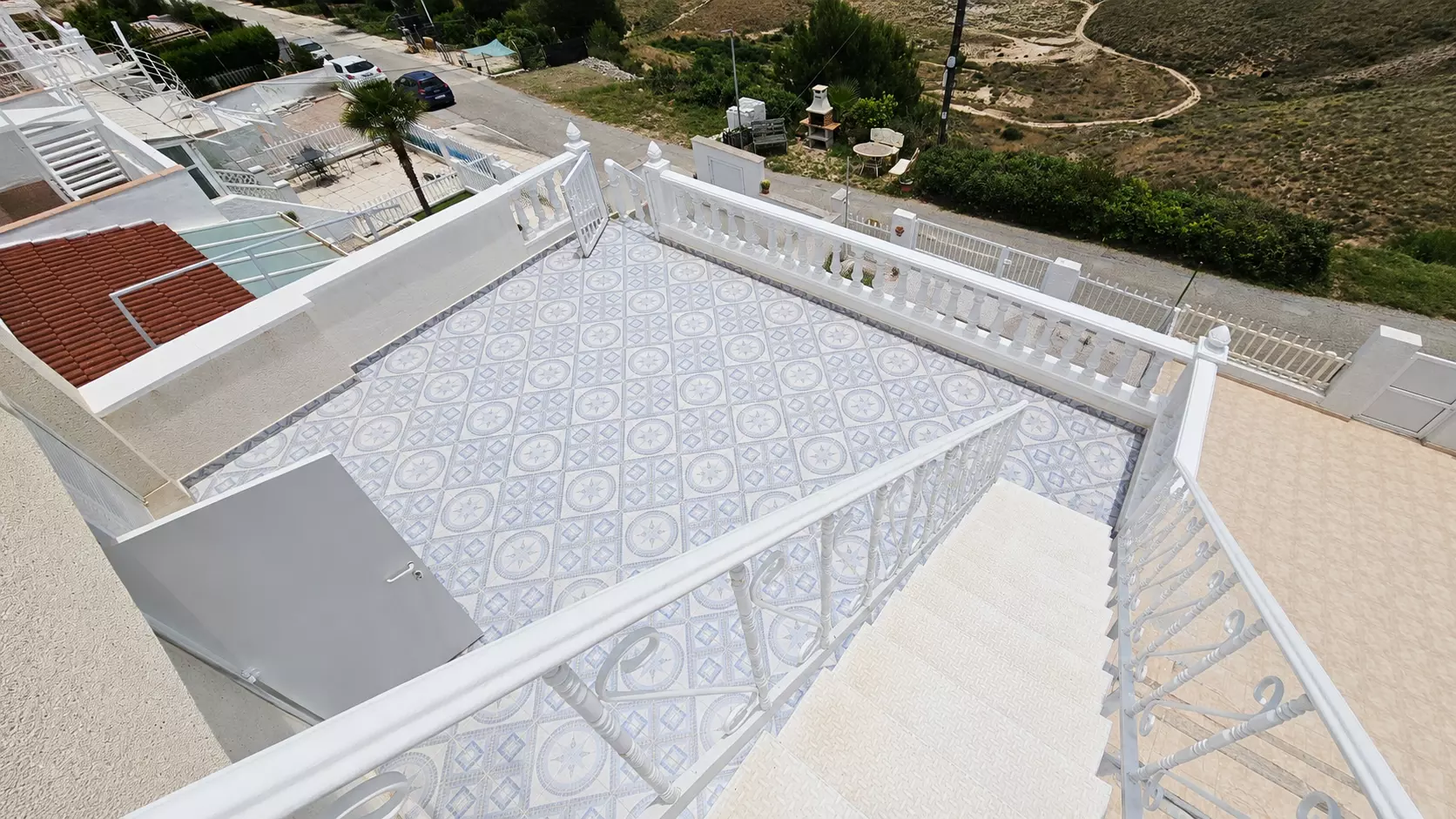 o_1k34bp4ol1ugei0h1bootfd1eu140-4345b8 3-bedroom Town House In Ciudad Quesada, Spain (188 M²)