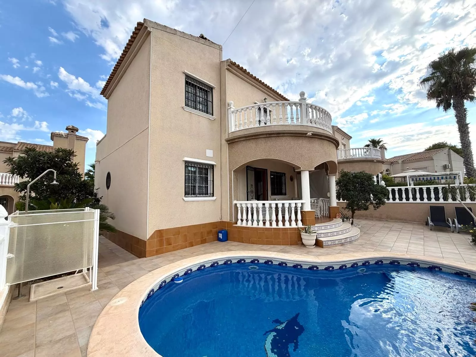 3-bedroom Villa In Orihuela Costa, Spain (124 M²)