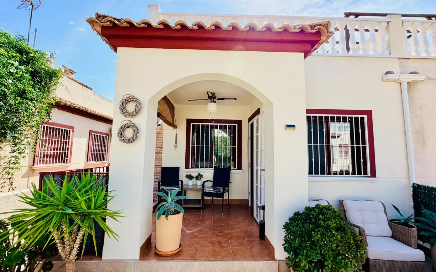 2-bedroom Semi In Daya Vieja, Spain (116 M² Plot)