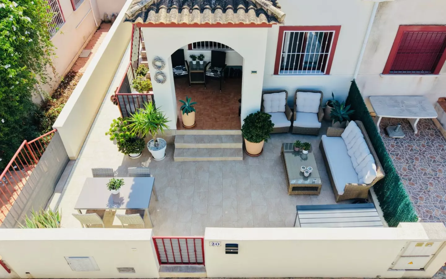 2-bedroom Semi In Daya Vieja, Spain (116 M² Plot)