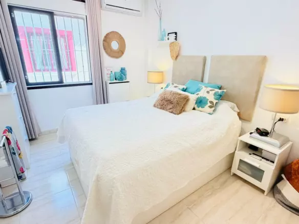 2-bedroom Semi In Daya Vieja, Spain (116 M² Plot)