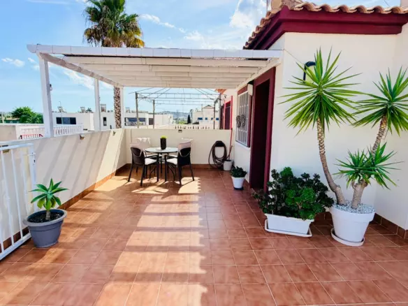 2-bedroom Semi In Daya Vieja, Spain (116 M² Plot)