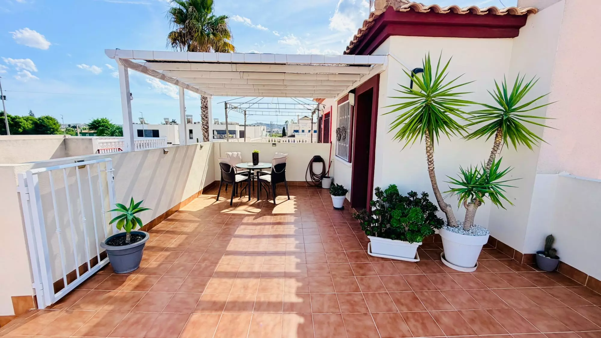 o_1k4dh1d301pcue1j149kb4c9a82v-0c1144 2-bedroom Semi In Daya Vieja, Spain (116 M² Plot)
