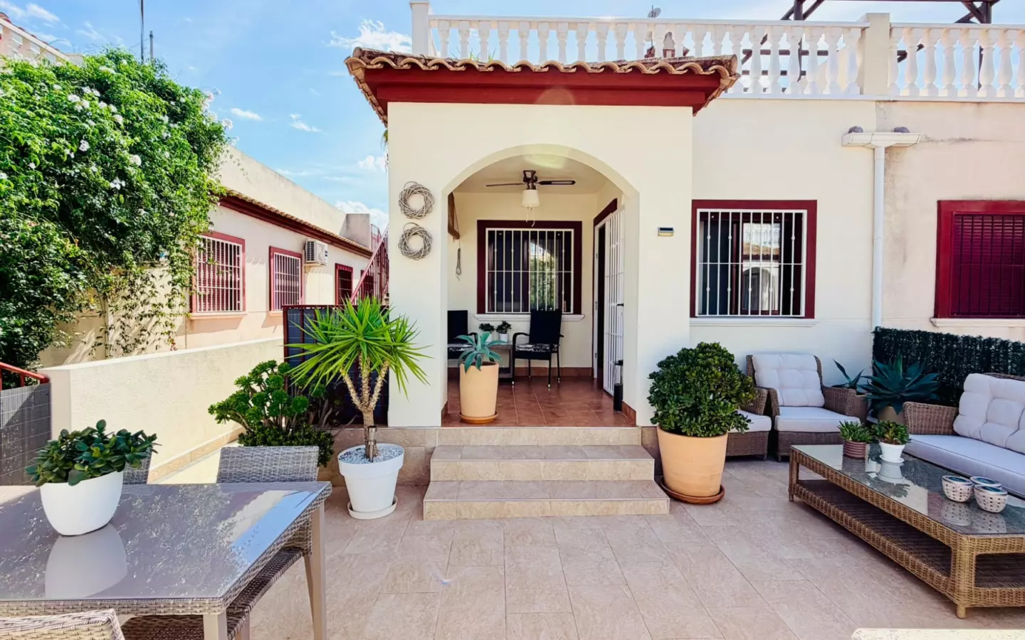 2-bedroom Semi In Daya Vieja, Spain (116 M² Plot)
