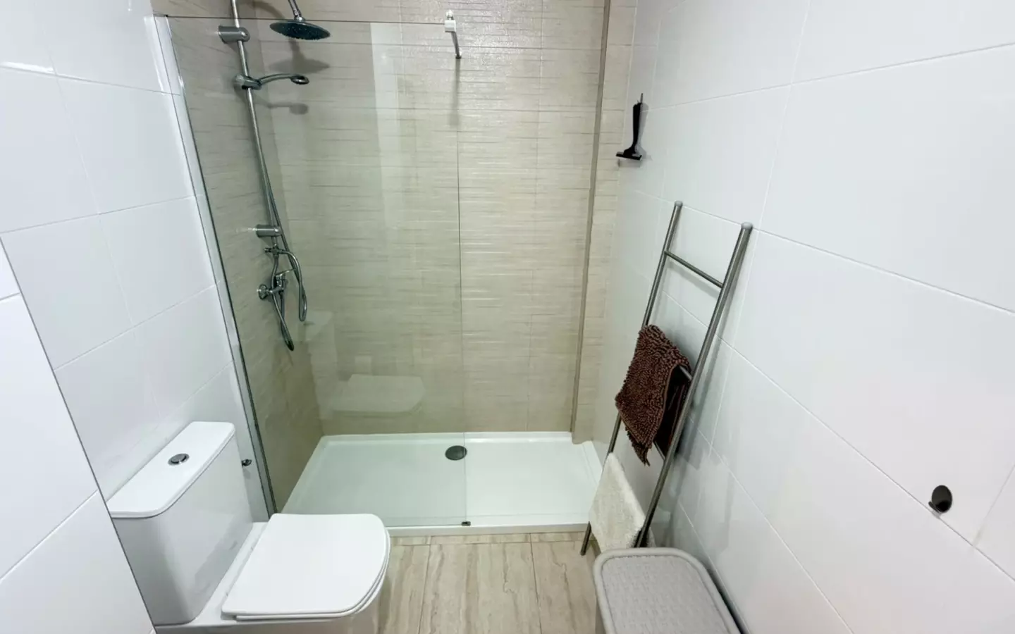 2-bedroom Semi In Daya Vieja, Spain (116 M² Plot)