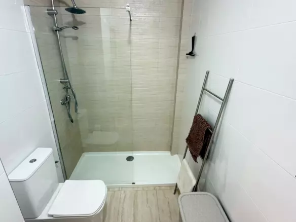 2-bedroom Semi In Daya Vieja, Spain (116 M² Plot)