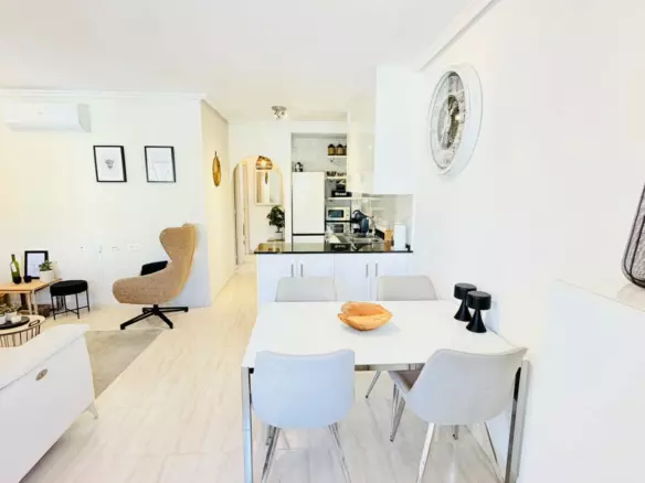 2-bedroom Semi In Daya Vieja, Spain (116 M² Plot)