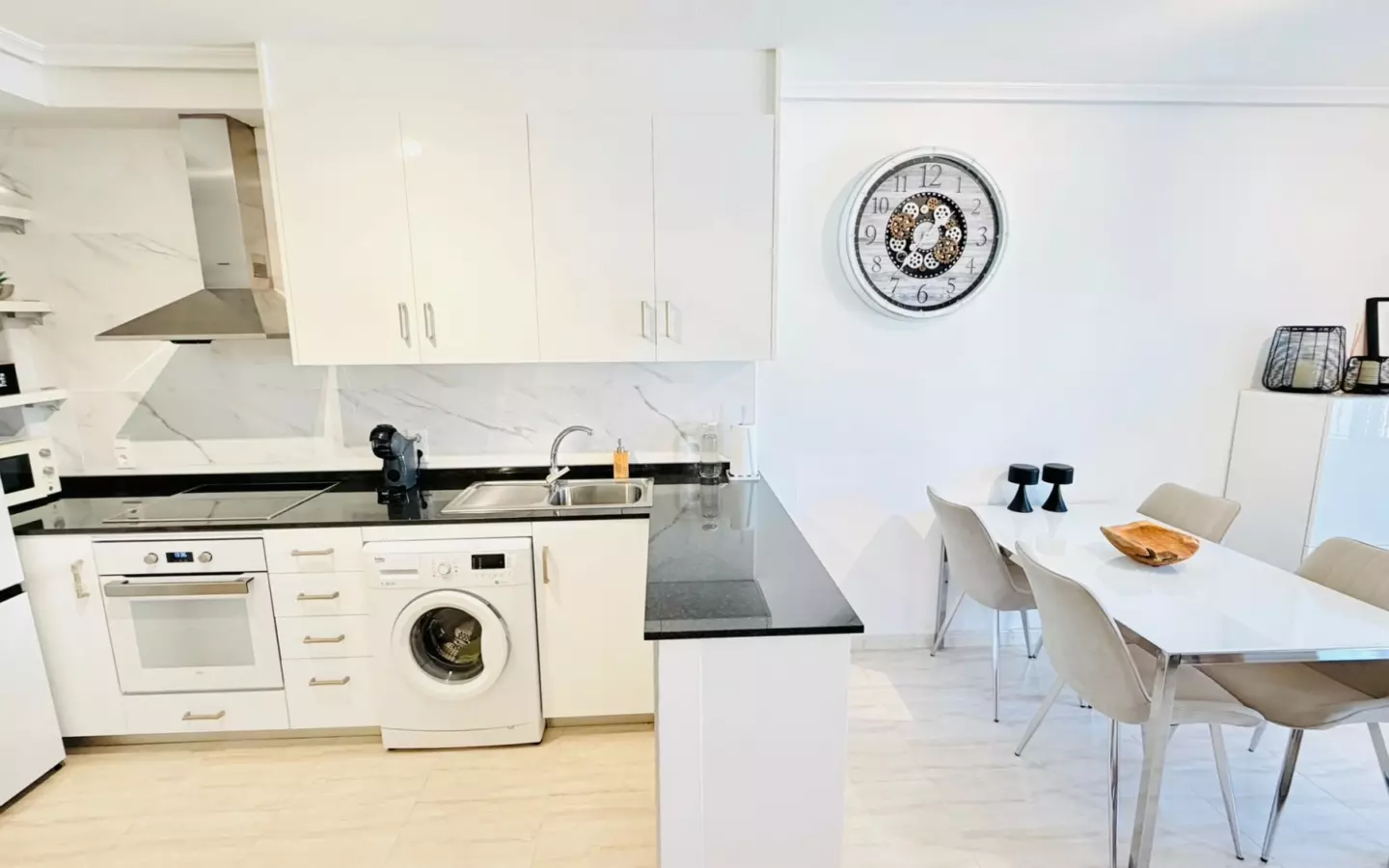 2-bedroom Semi In Daya Vieja, Spain (116 M² Plot)