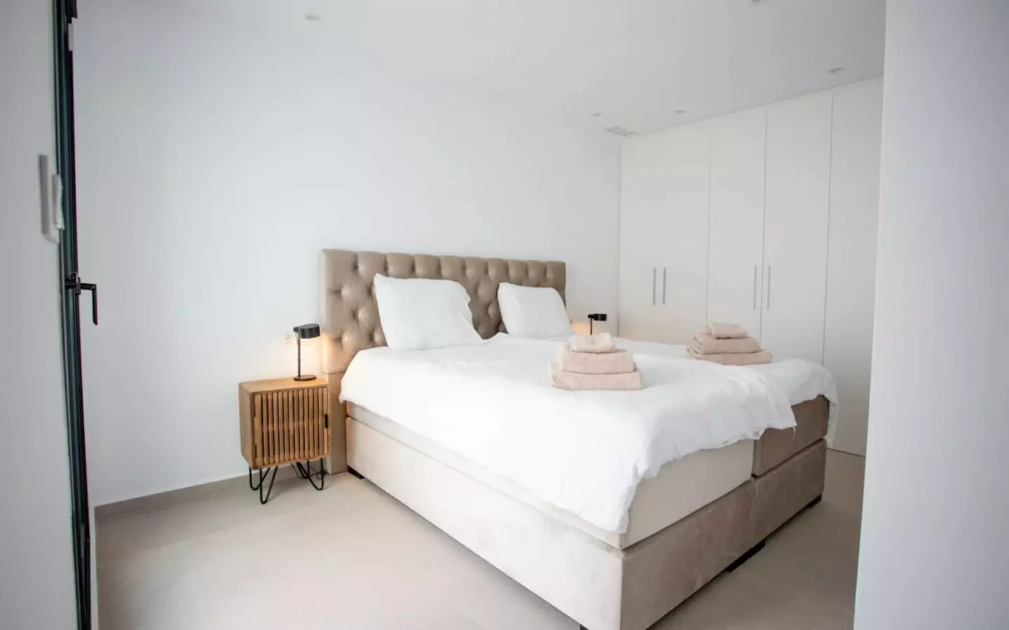 3-bedroom Detached Villa In Dolores, Spain (150 M²)