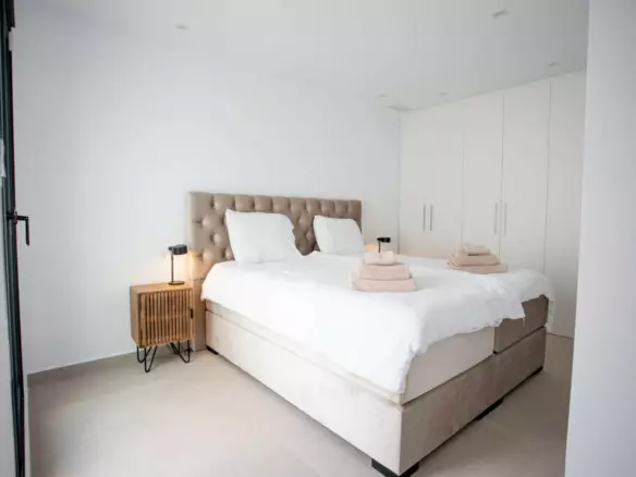 3-bedroom Detached Villa In Dolores, Spain (150 M²)