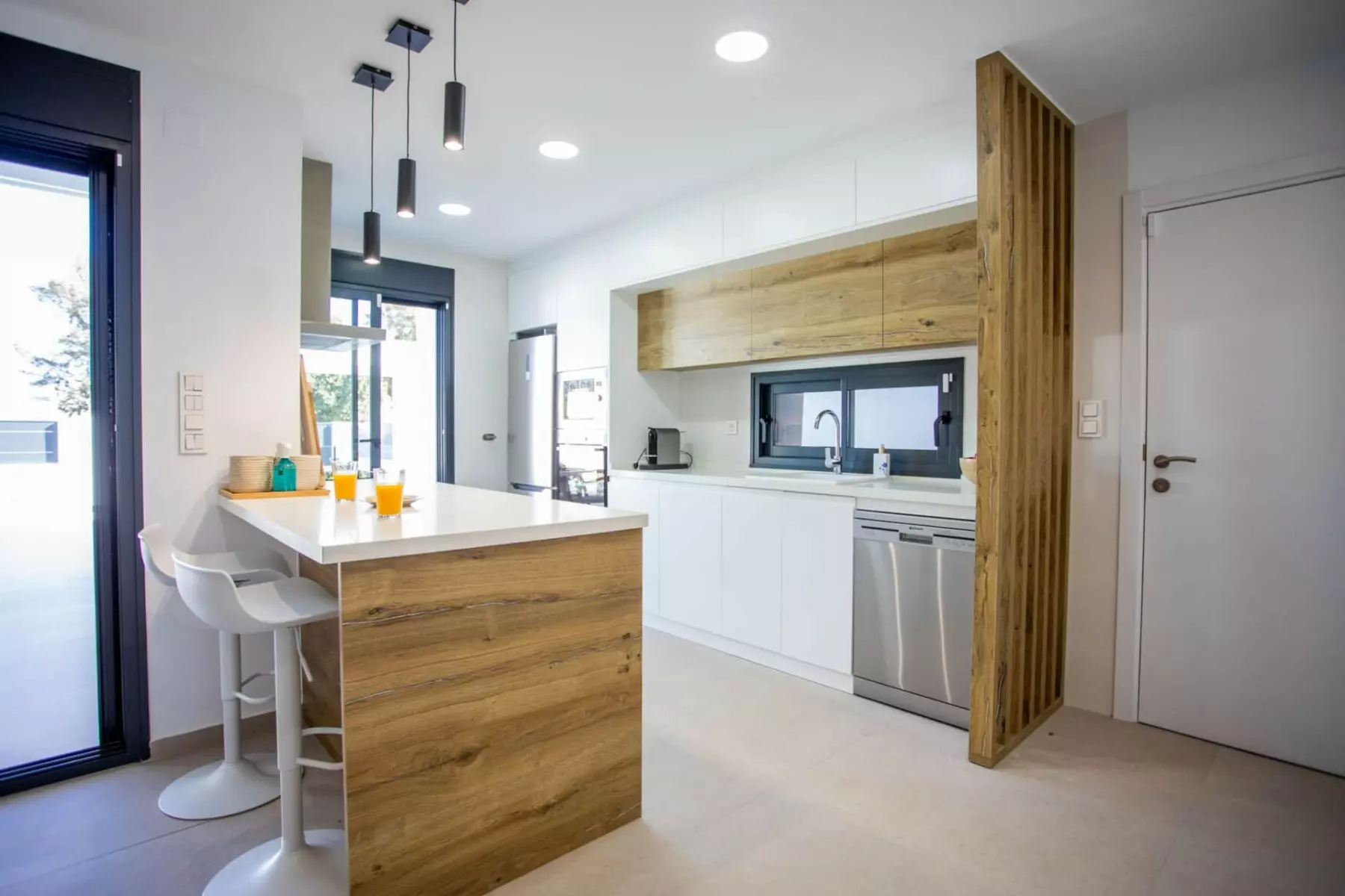3-bedroom Detached Villa In Dolores, Spain (150 M²)
