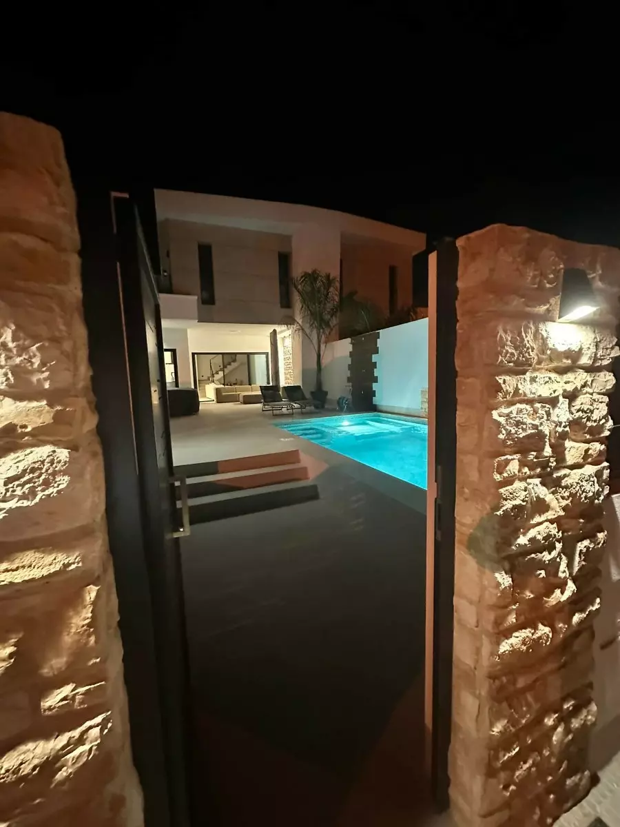 3-bedroom Detached Villa In Dolores, Spain (150 M²)