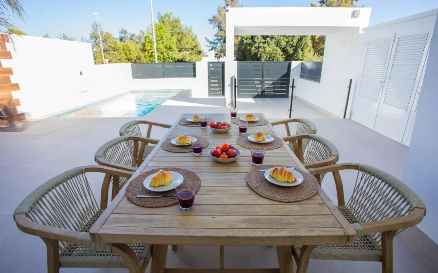 3-bedroom Detached Villa In Dolores, Spain (150 M²)