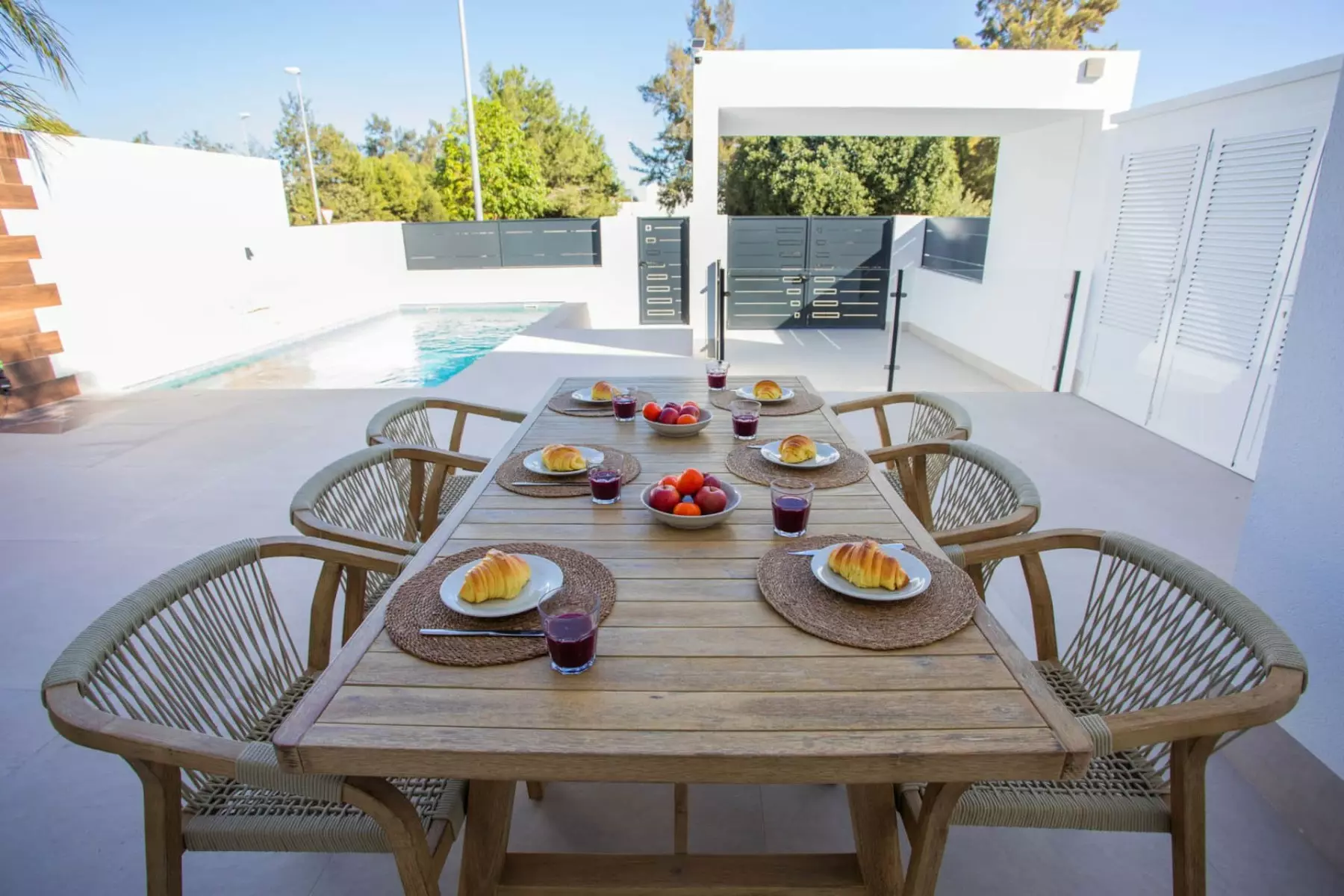 3-bedroom Detached Villa In Dolores, Spain (150 M²)