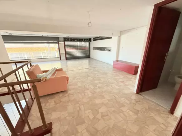 Commercial Property In Paralia, Greece (182 M²)