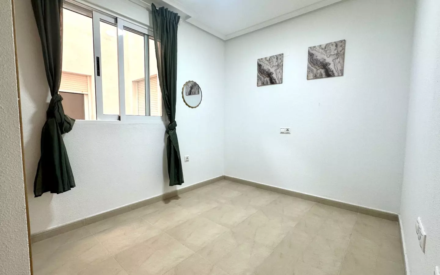 3-bedroom Apartment In Torrevieja, Spain (98 M²)