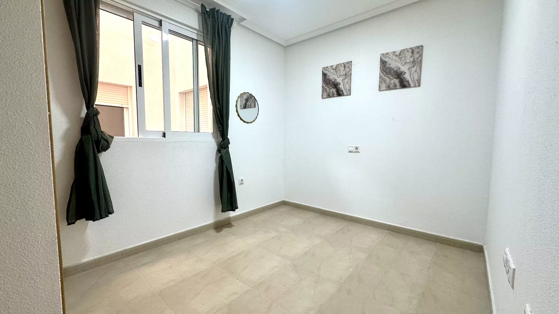3-bedroom Apartment In Torrevieja, Spain (98 M²)