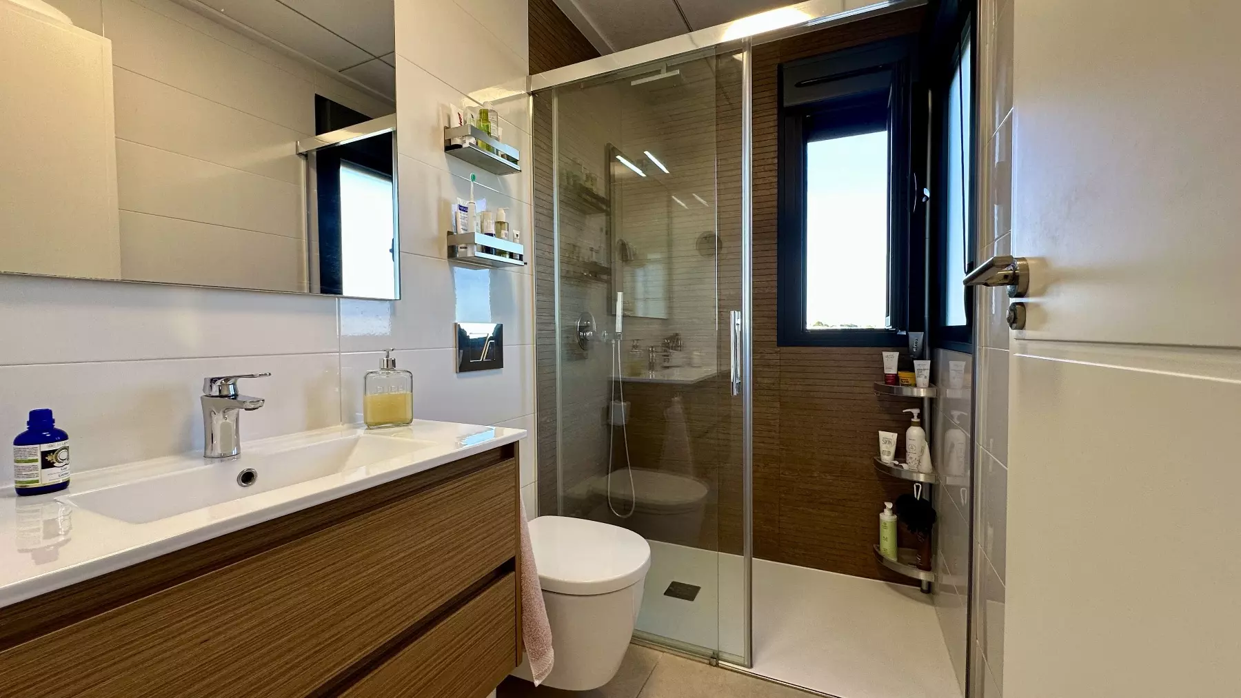p-93f7aaad620d5635-6afbe6 3-bedroom Townhouse In Villamartin, Spain (175 M²)