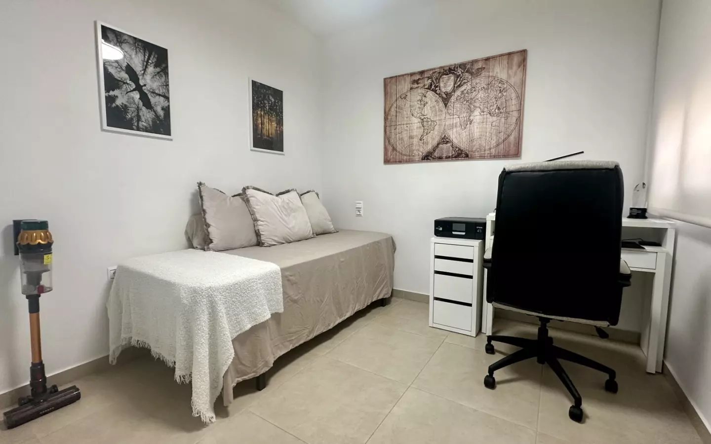 3-bedroom Townhouse In Villamartin, Spain (175 M²)