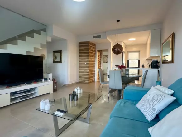 3-bedroom Townhouse In Villamartin, Spain (175 M²)