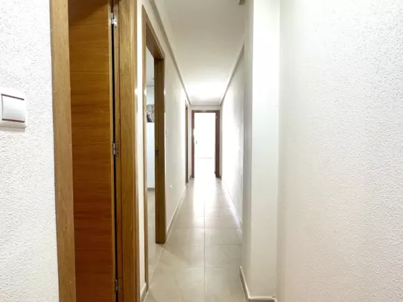 3-bedroom Apartment In Torrevieja, Spain (98 M²)
