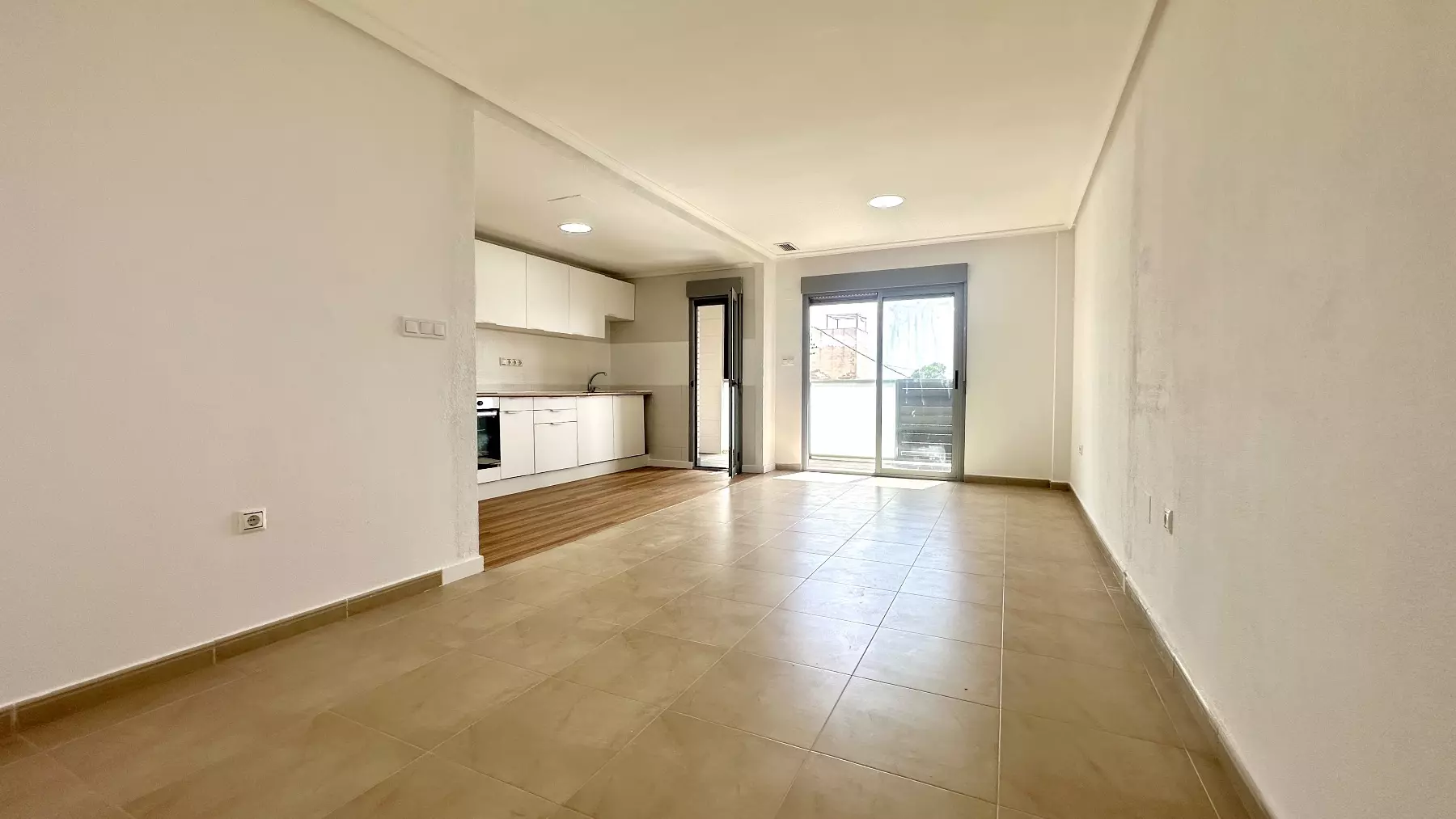 3-bedroom Apartment In Torrevieja, Spain (98 M²)
