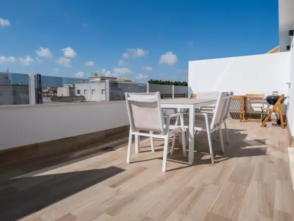 2-bedroom Property In Pilar De La Horadada, Spain (70 M²)