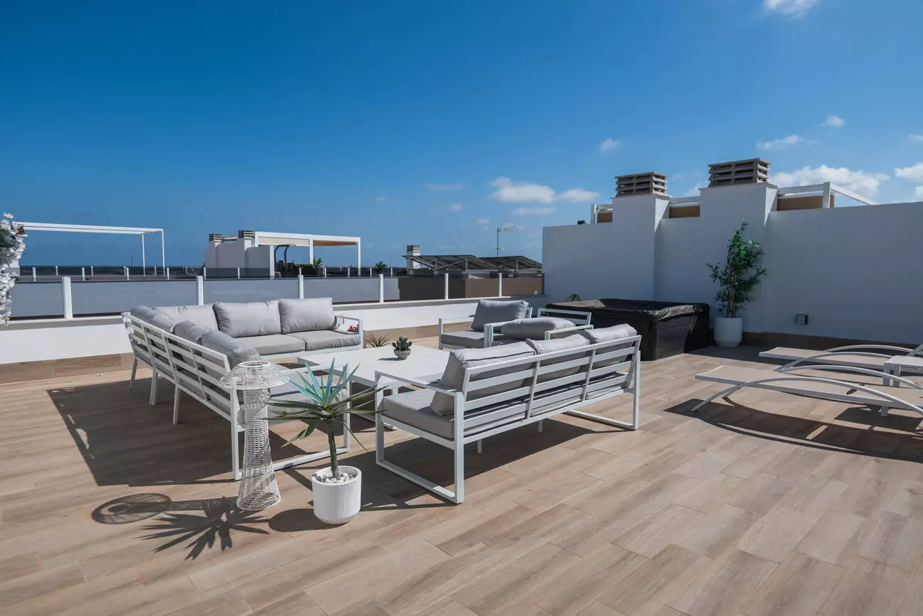 2-bedroom Property In Pilar De La Horadada, Spain (70 M²)