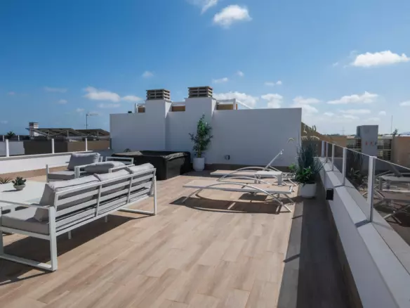 2-bedroom Property In Pilar De La Horadada, Spain (70 M²)