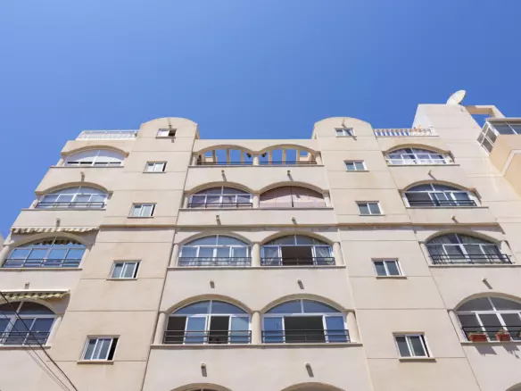 7-bedroom Property In Torrevieja, Spain