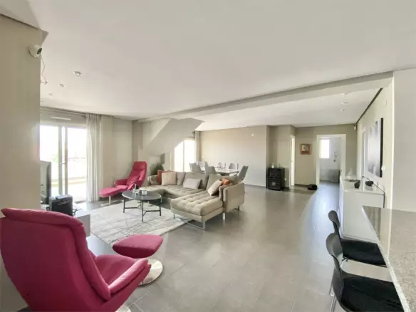 4-bedroom Property In Villamartin, Spain (128 M²)