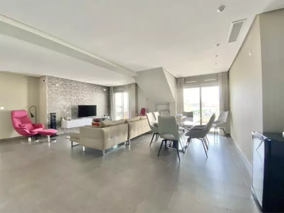 4-bedroom Property In Villamartin, Spain (128 M²)