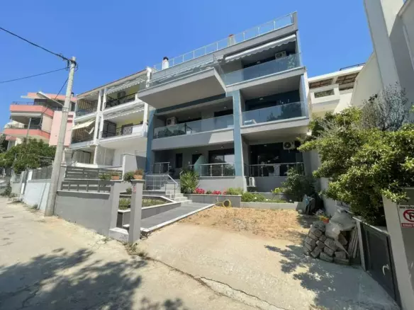 Complex In Kavala, Greece (430 M²)