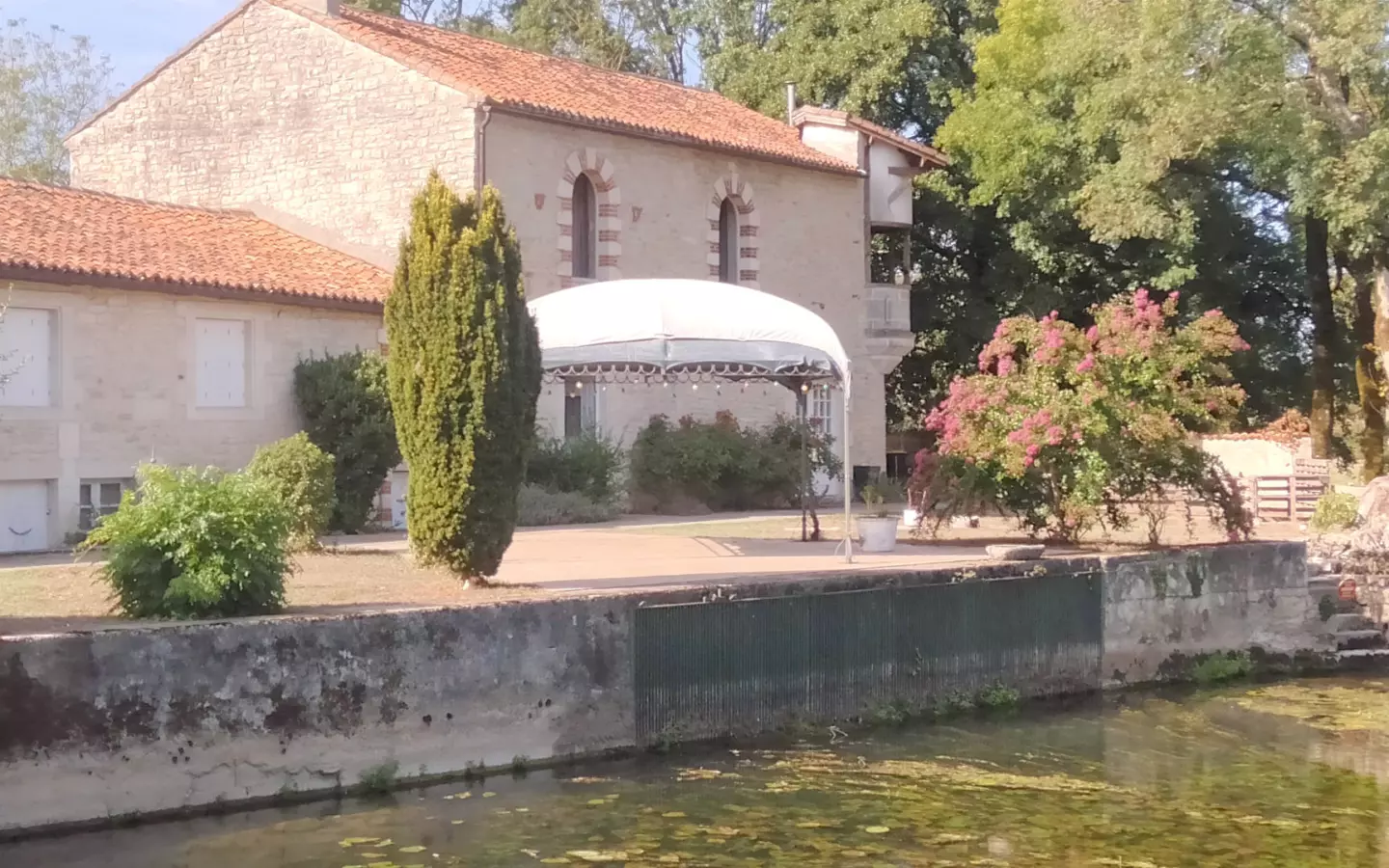 2-bedroom Mill In Luxe, France (336 M²)