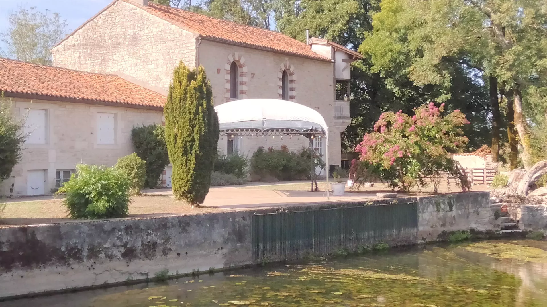 property_image_15j7542cqb_20261014060730-1d4286 2-bedroom Mill In Luxe, France (336 M²)