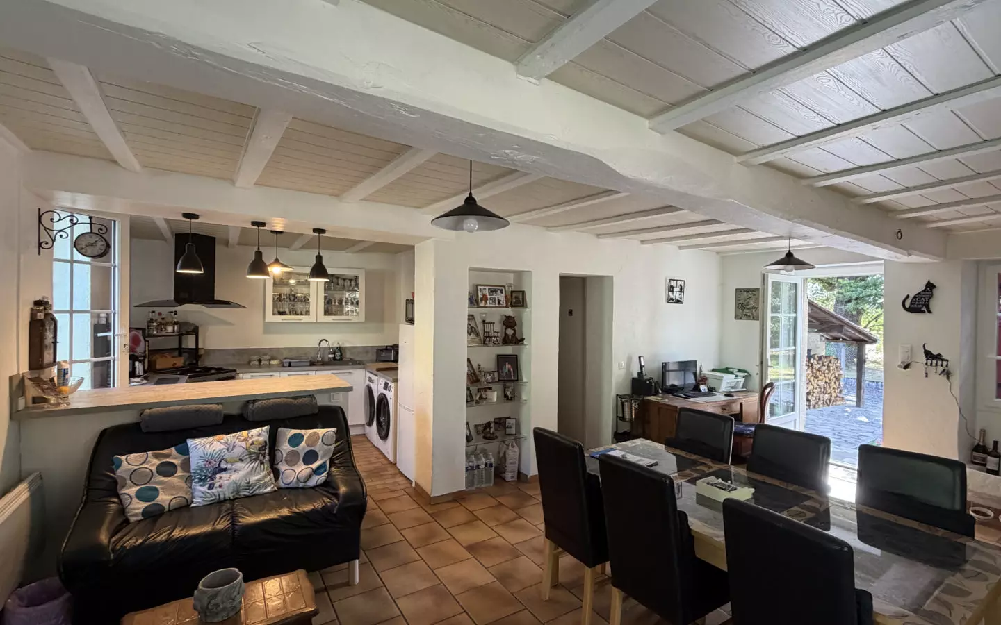 3-bedroom House In Saint-aigulin, France (109 M²)