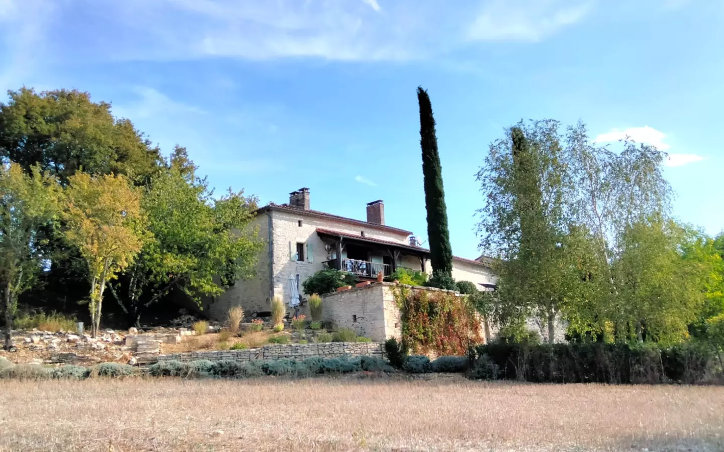 4-bedroom Country House In Saint-ciers-sur-bonnieure, France (269 M²)