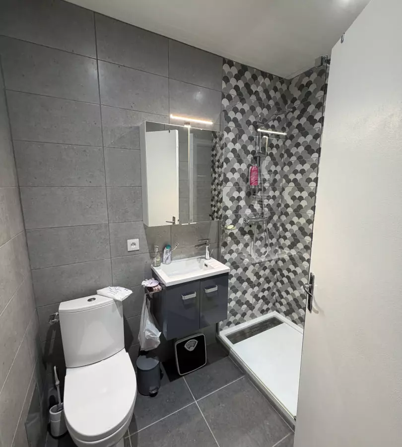 3-bedroom House In Saint-aigulin, France (109 M²)