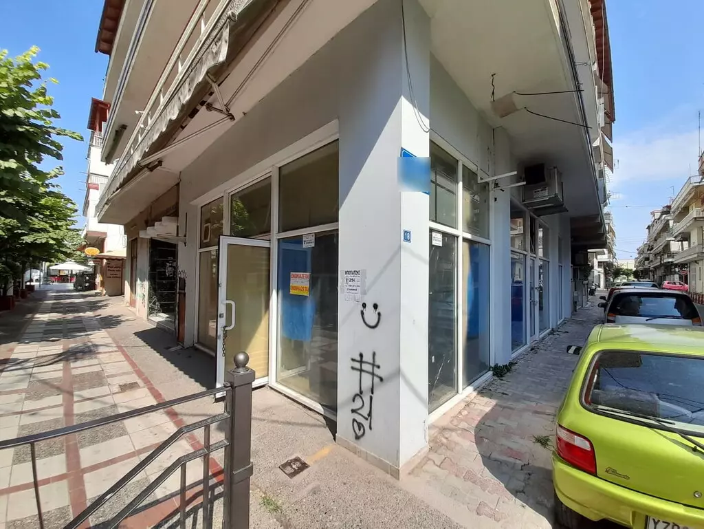 Commercial Property In Menemeni, Greece (100 M²)