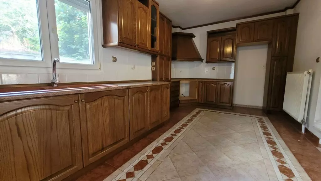 6-bedroom Detached House In Panorama, Greece (271 M²)