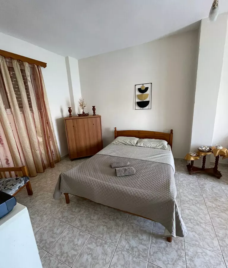 2-bedroom Detached House In Salamina, Greece (95 M²)
