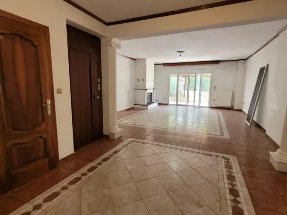 6-bedroom Detached House In Panorama, Greece (271 M²)