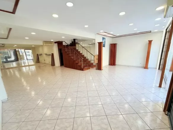 Commercial Property In Paralia, Greece (182 M²)