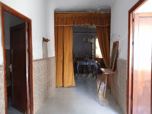 3-bedroom Semi In Los Montesinos, Spain (262 M²)