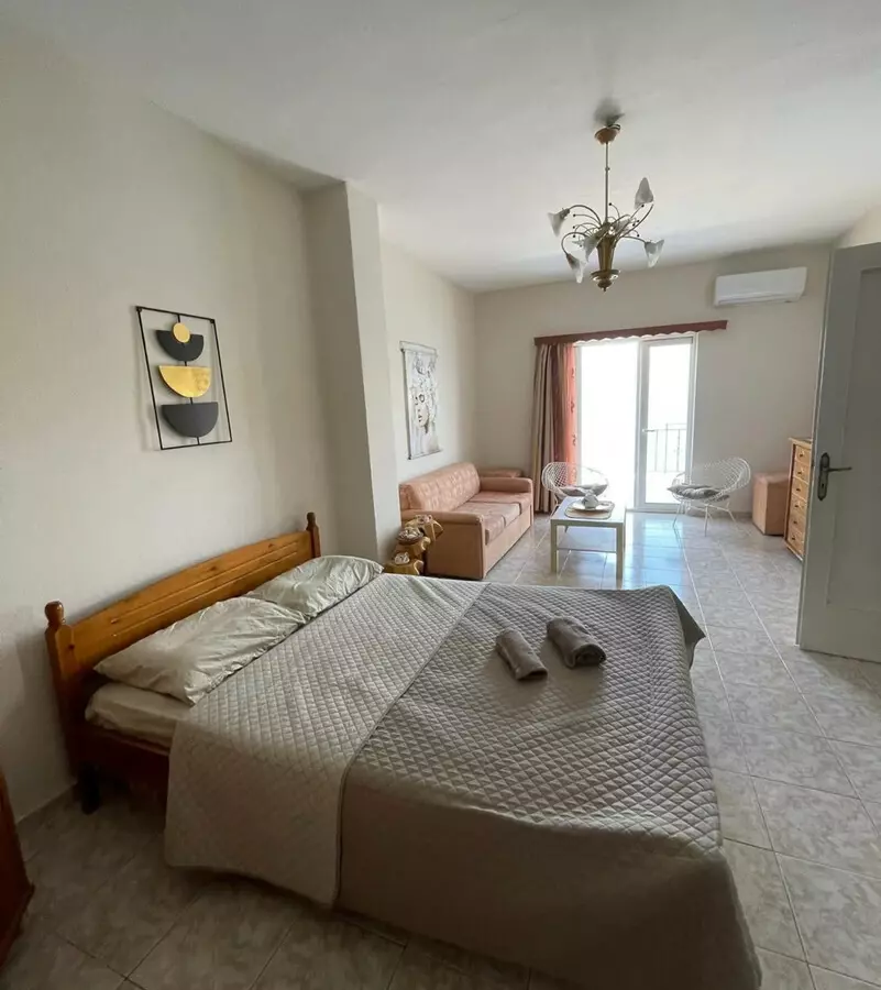 2-bedroom Detached House In Salamina, Greece (95 M²)