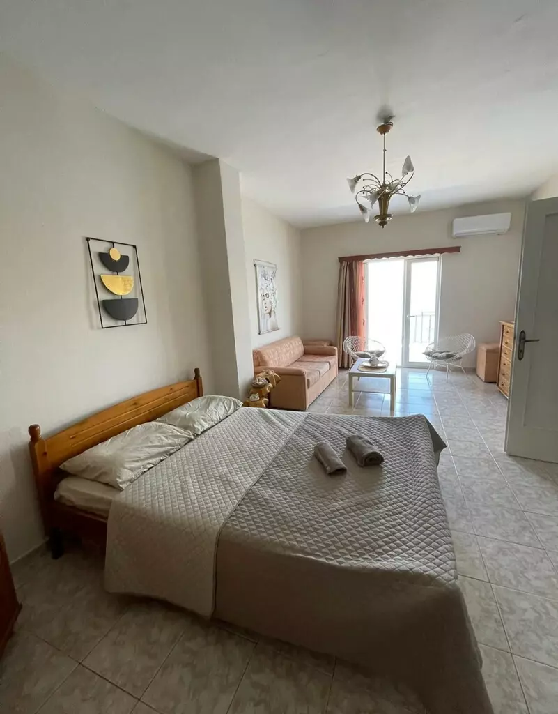 2-bedroom Detached House In Salamina, Greece (95 M²)